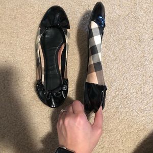 Burberry flats